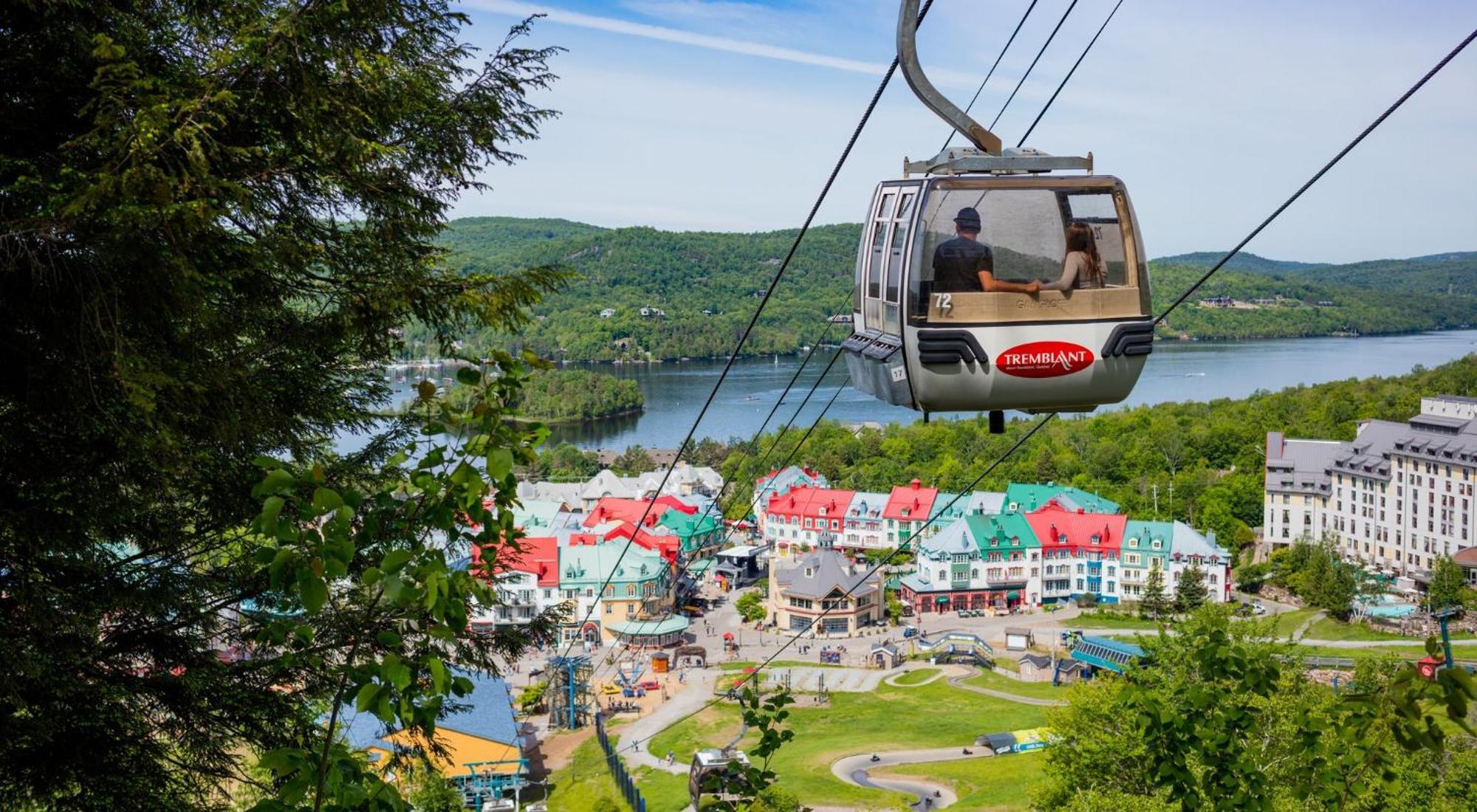 Holiday Inn Express&Suites Tremblant Mont-Tremblant Exterior foto