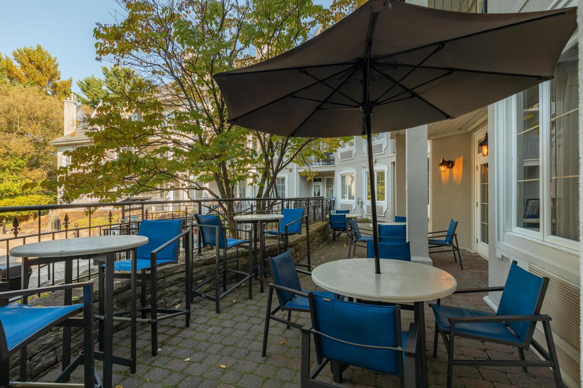 Holiday Inn Express&Suites Tremblant Mont-Tremblant Exterior foto