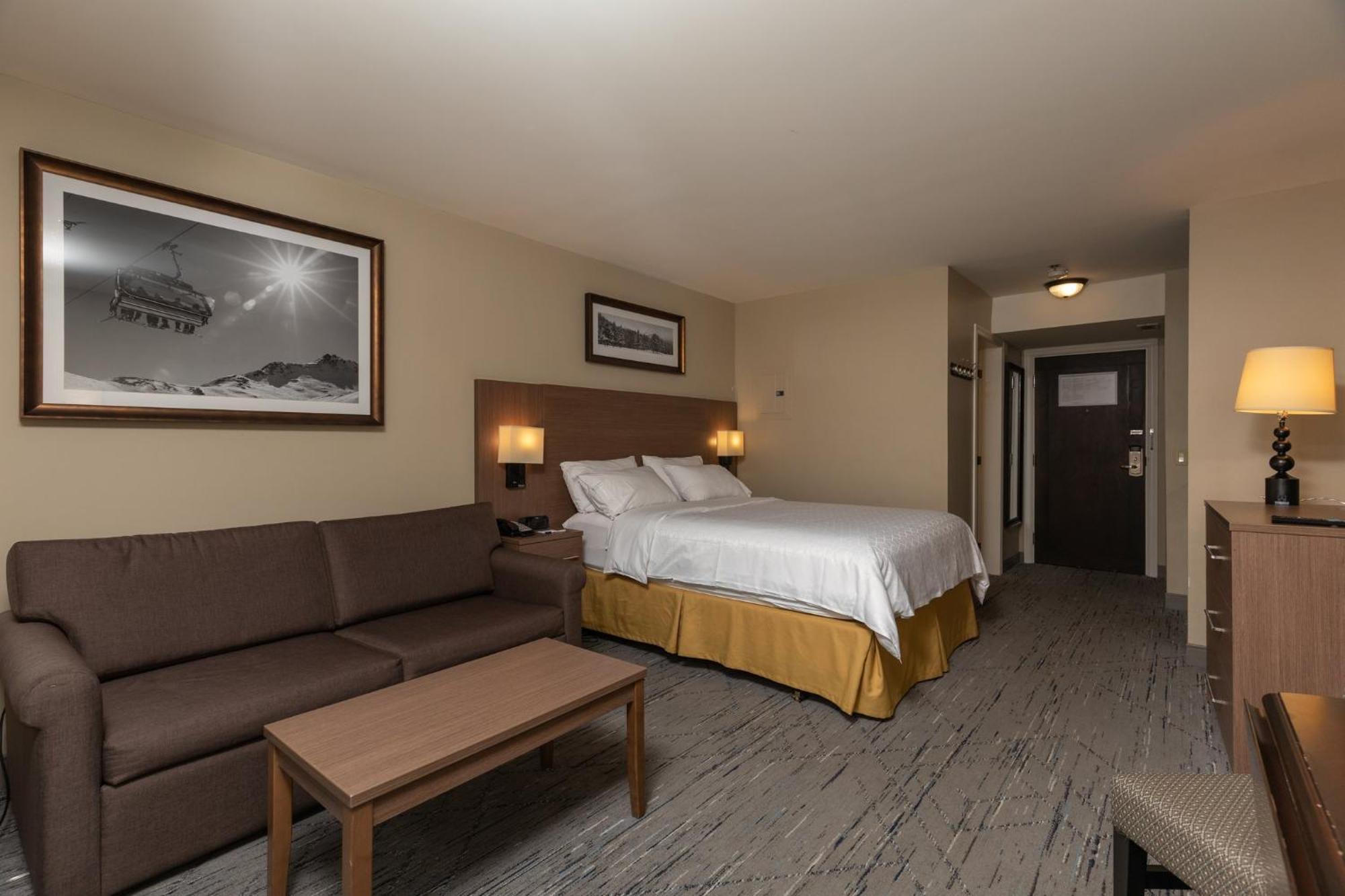 Holiday Inn Express&Suites Tremblant Mont-Tremblant Exterior foto