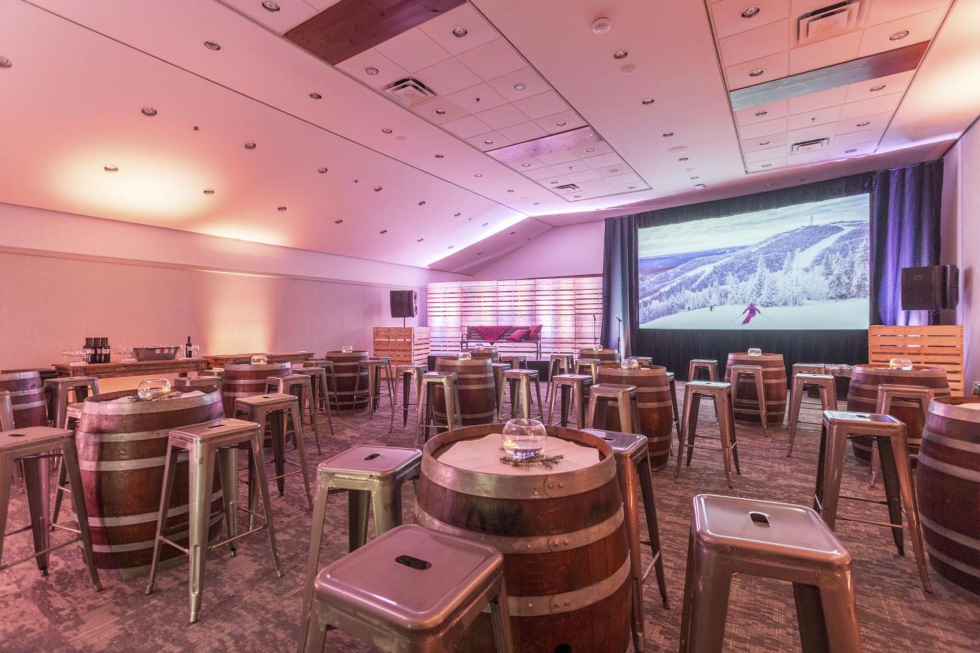 Holiday Inn Express&Suites Tremblant Mont-Tremblant Exterior foto